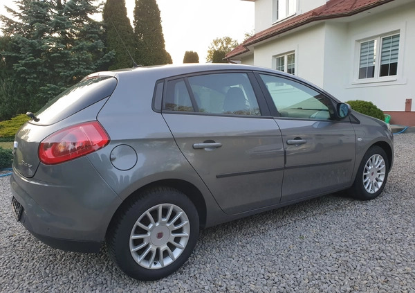 Fiat Bravo cena 18500 przebieg: 188000, rok produkcji 2010 z Bytów małe 232